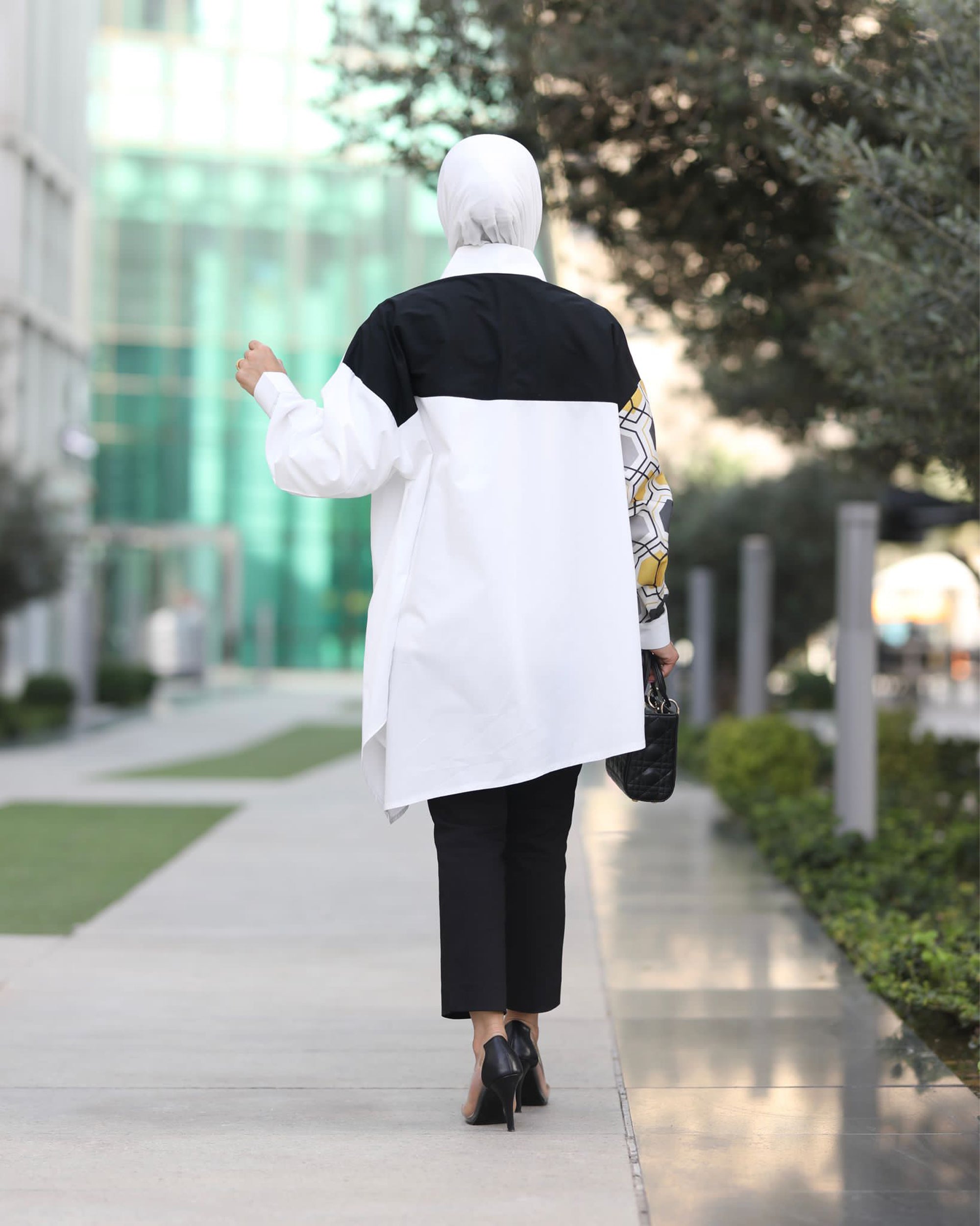 Shirt Model 1031 - Poplin & Cotton - White & Black