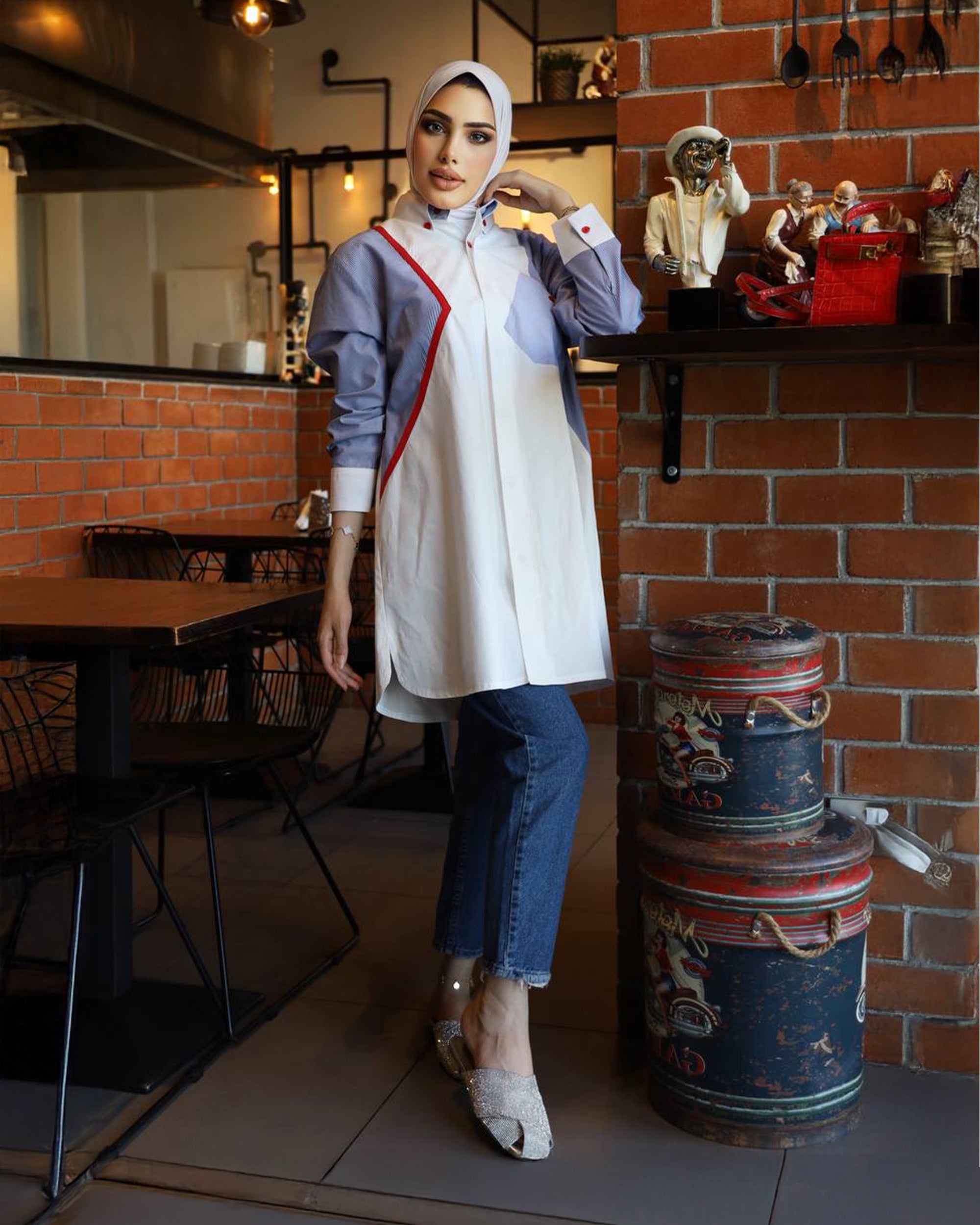 Shirt Model 1037 - Poplin - White & Blue