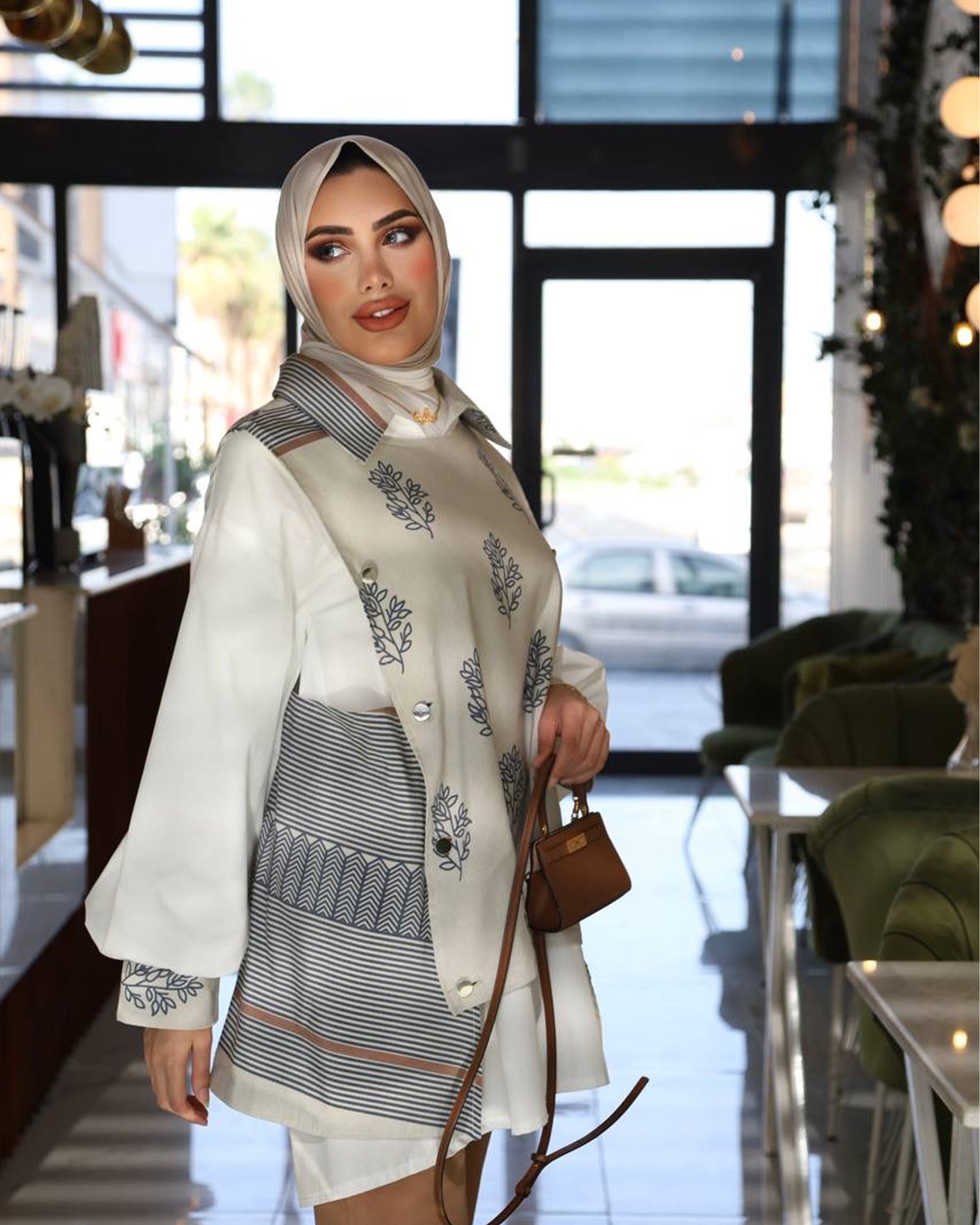 Shirt & Vest Model 1038 - Poplin & Linen - White & Gray