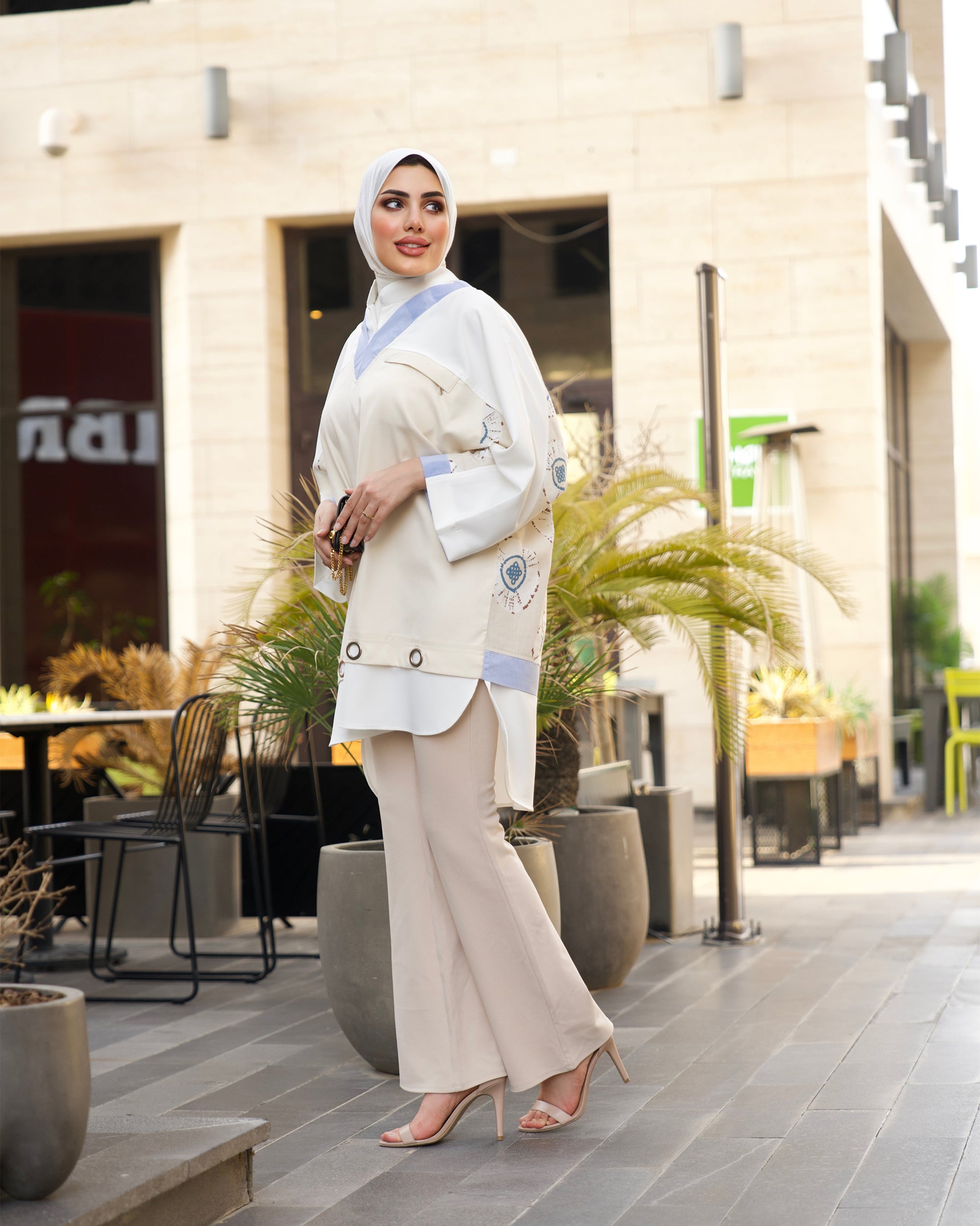 Shirt Model 1052 - Poplin & Cotton - Beige