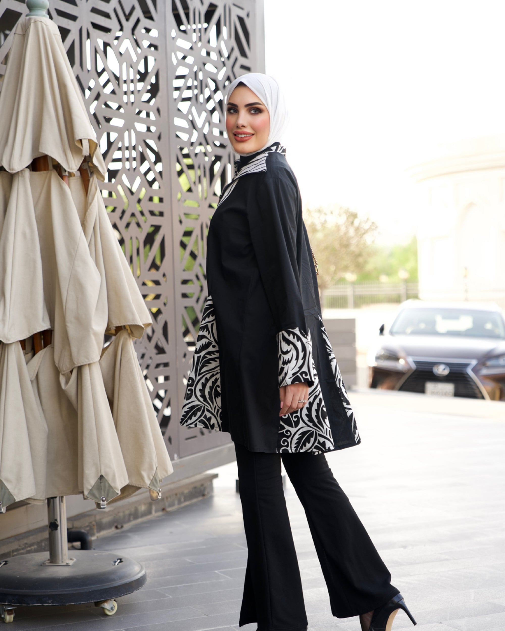 Shirt Model 1053 - Poplin - Black & White