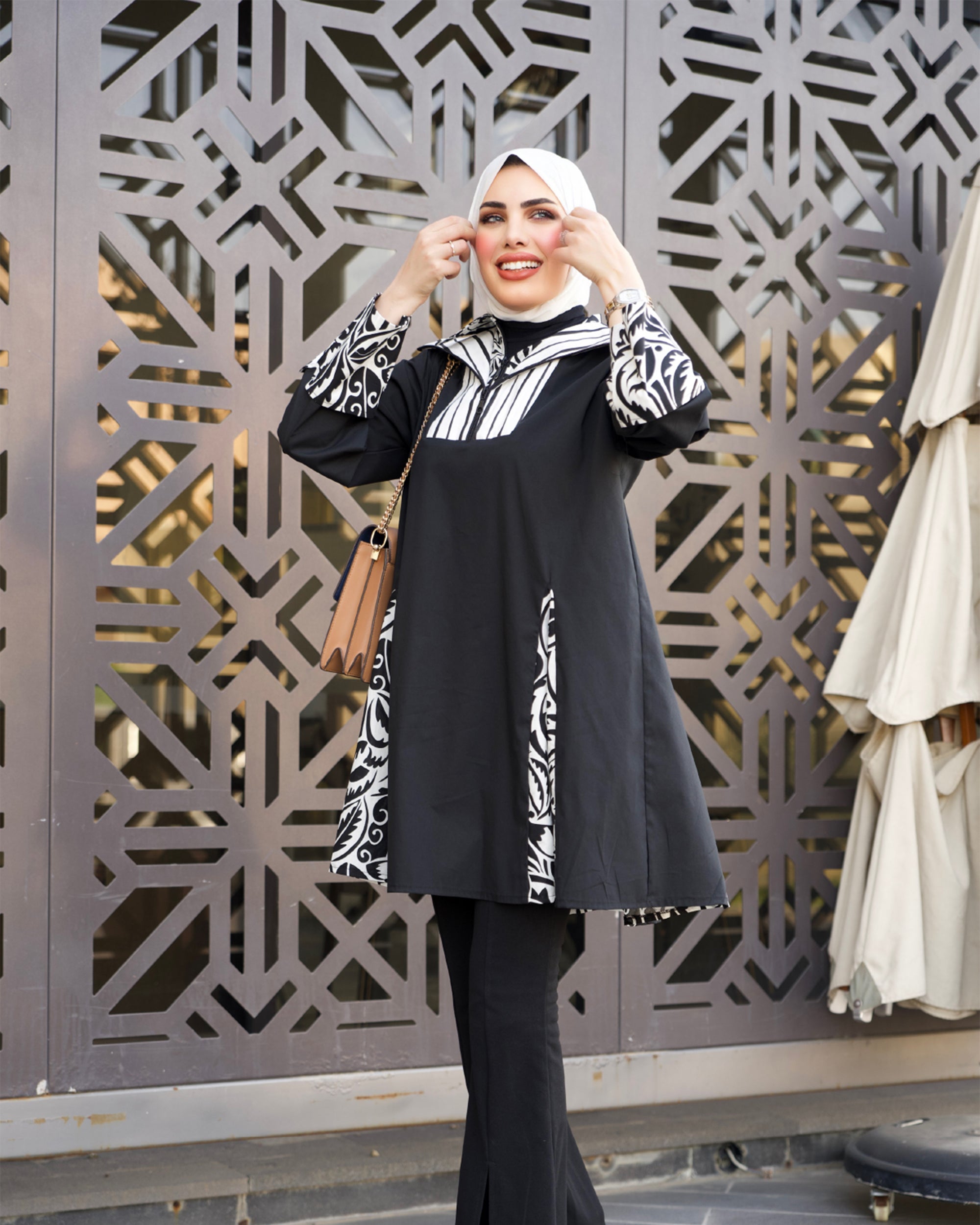 Shirt Model 1053 - Poplin - Black & White