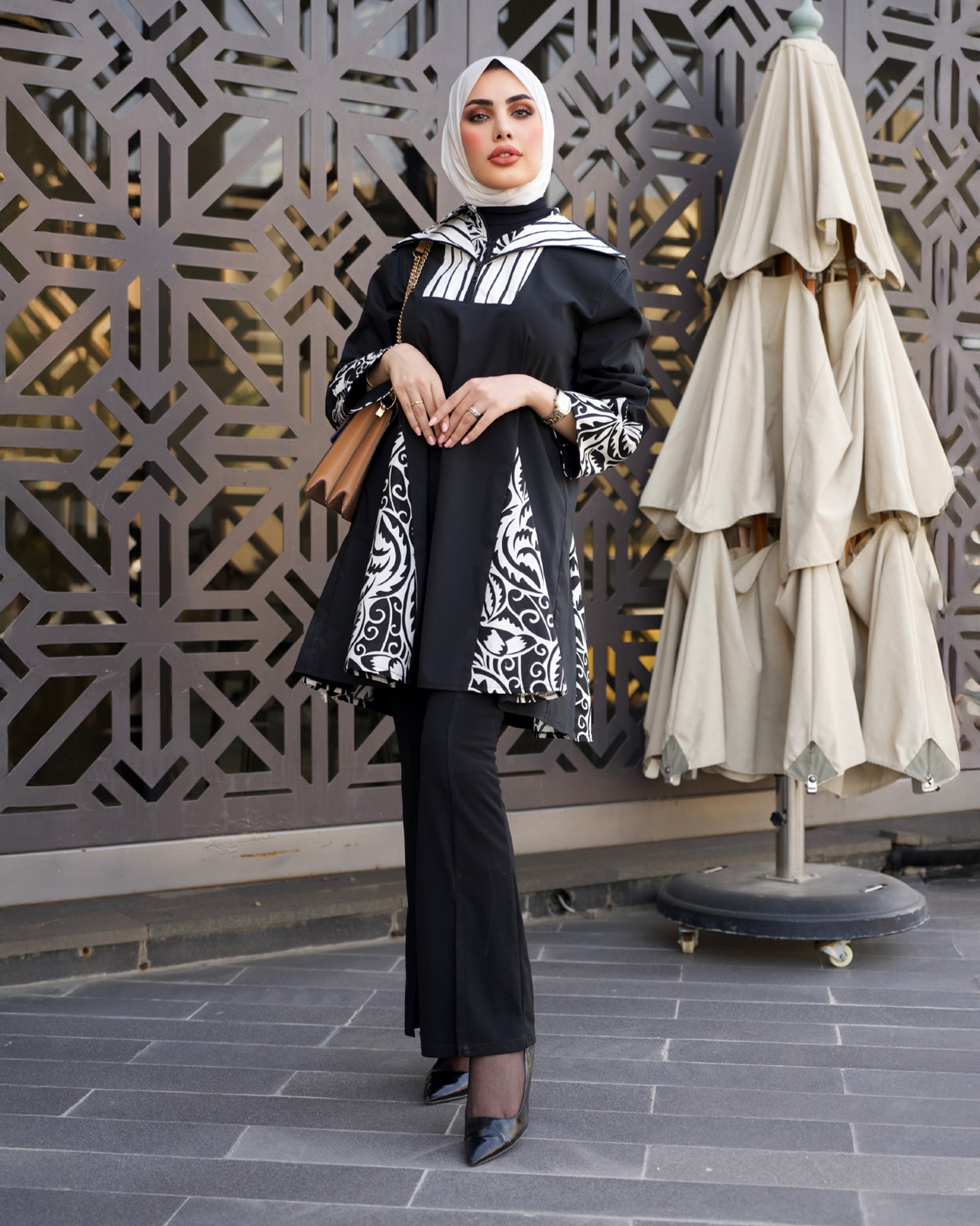 Shirt Model 1053 - Poplin - Black & White