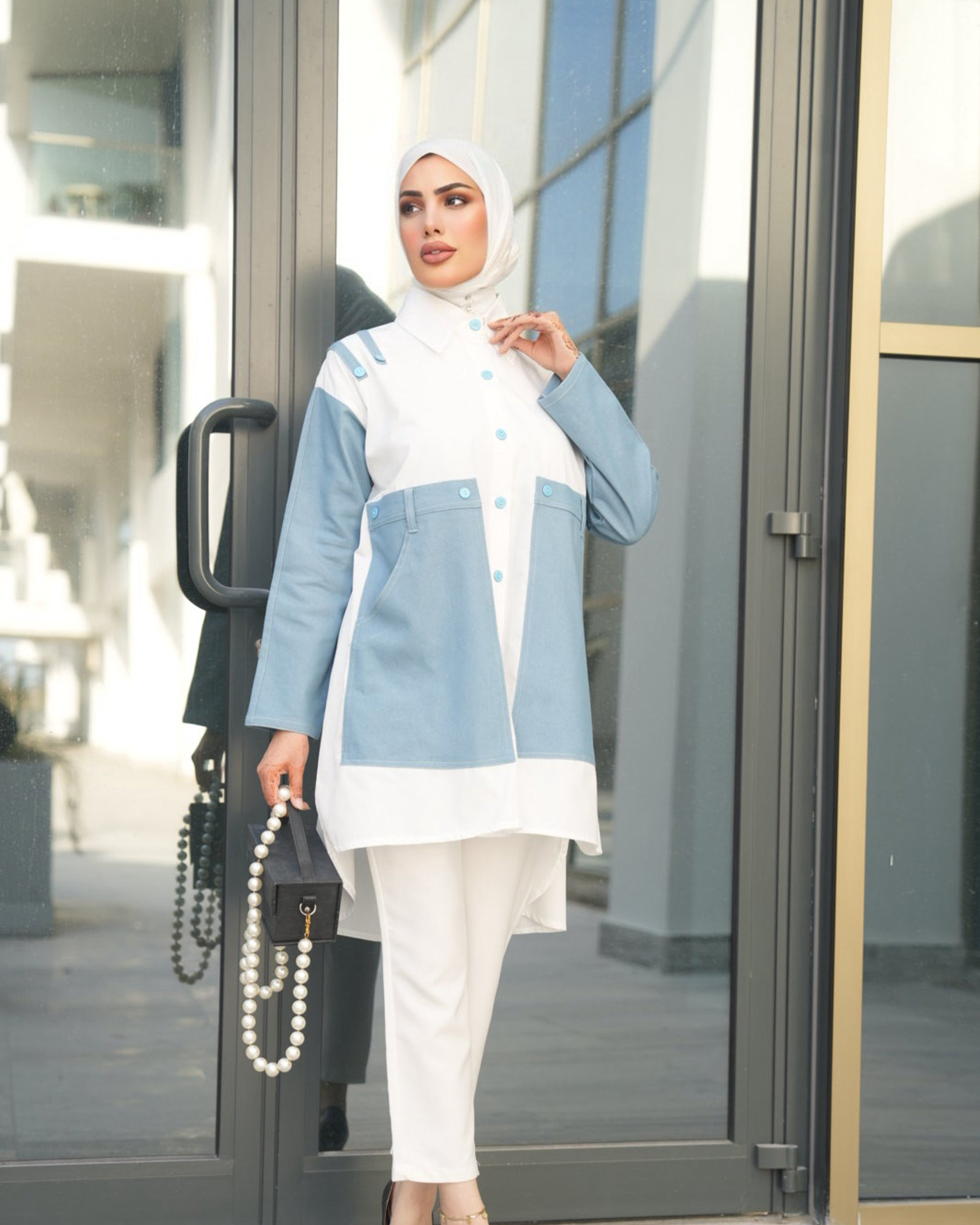 Shirt Model 1072 - Poplin & Jeans - White & Blue