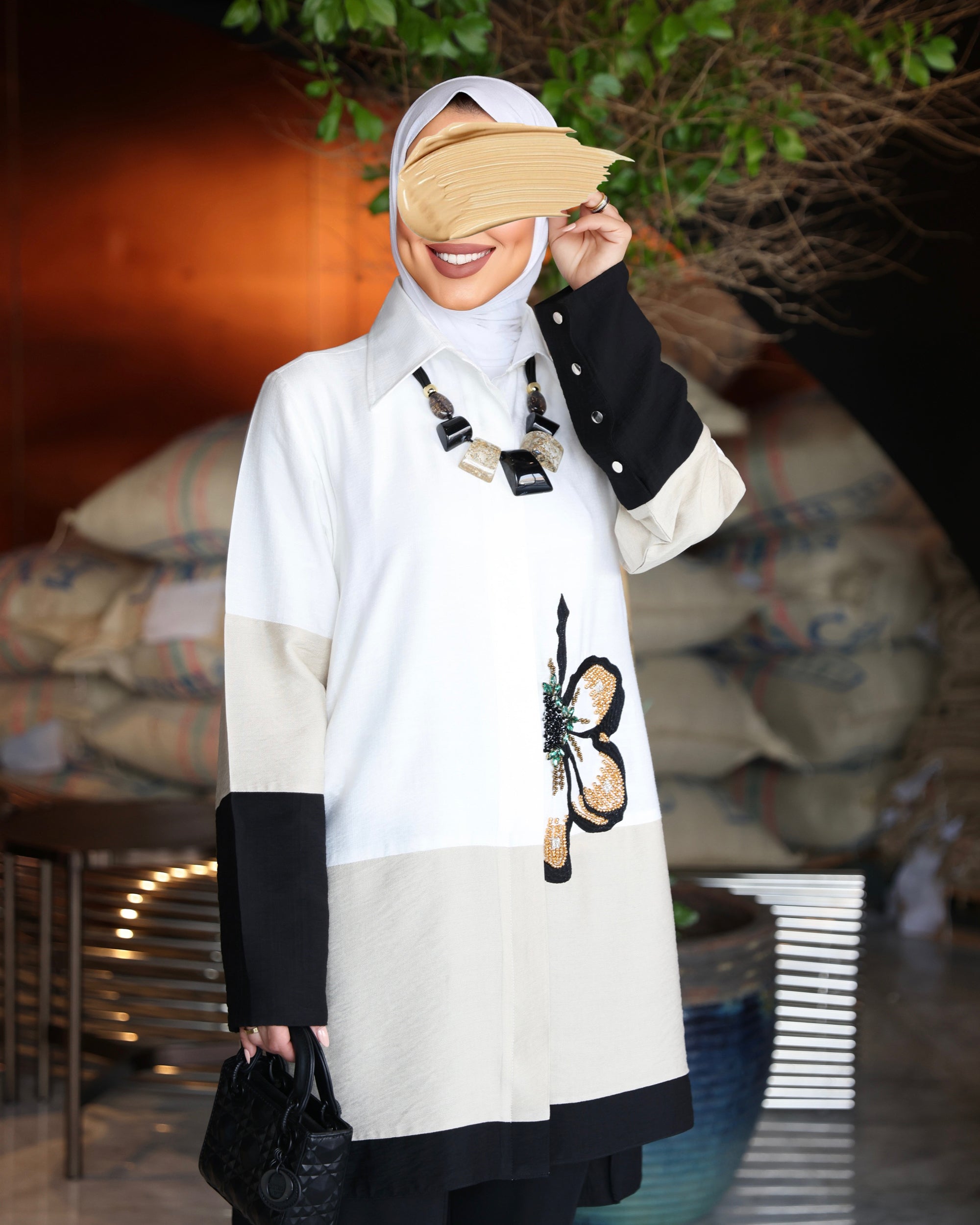 Shirt Model 1085 - Linen - White & Black