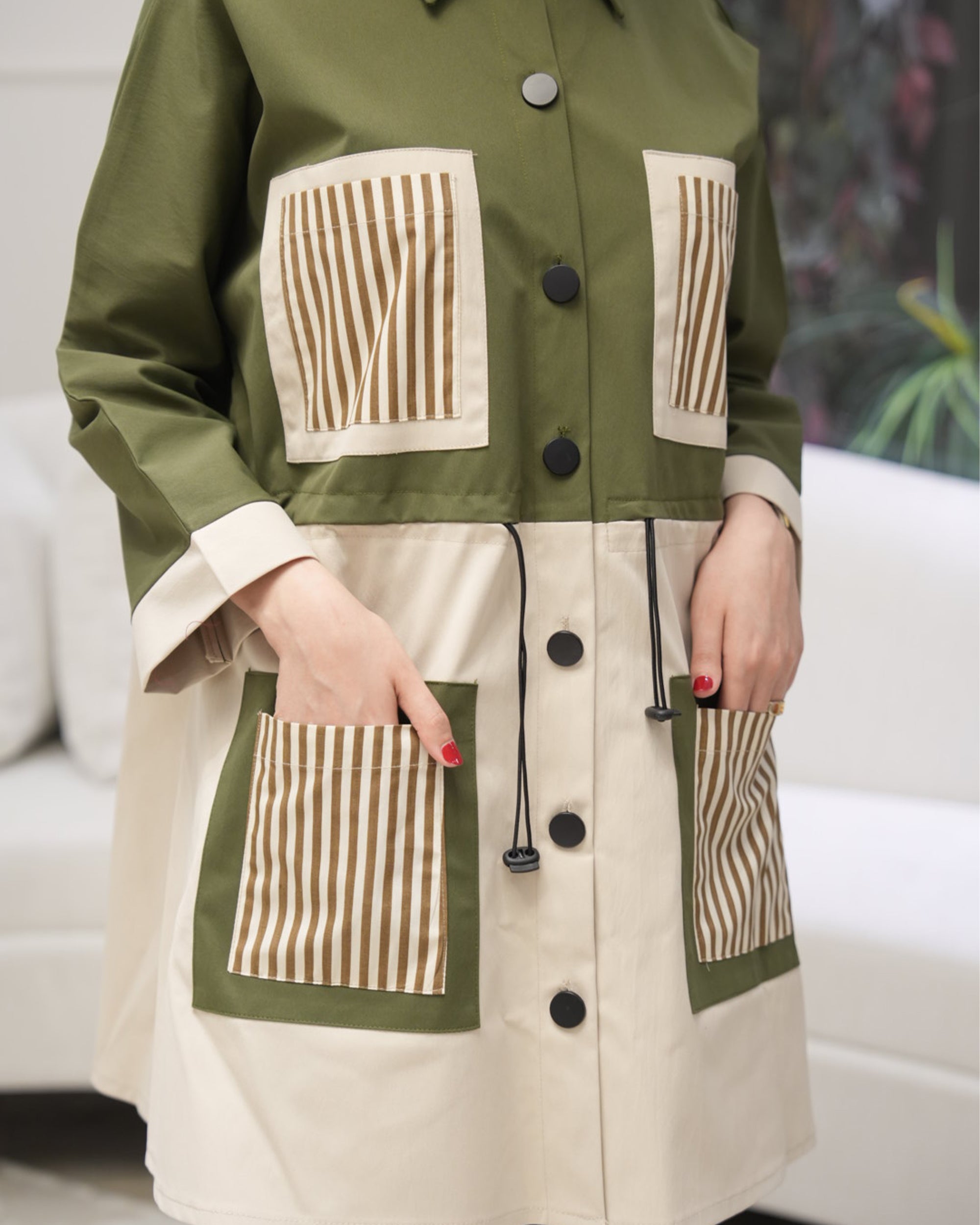 Shirt Model 1110 - Parachute - Olive & Cream Beige