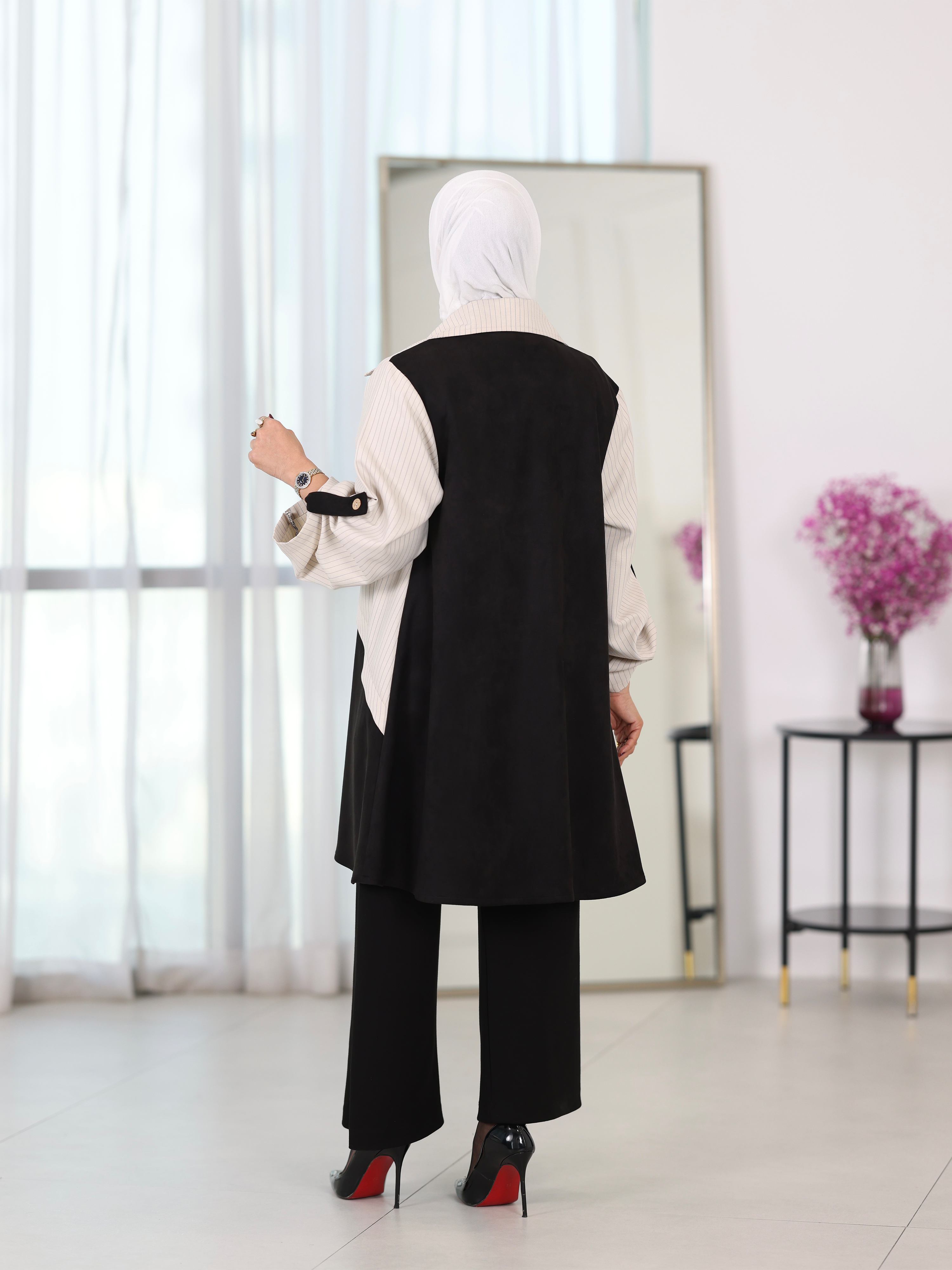 Shirt Model 1115 - Chamois - Cream Beige & Black