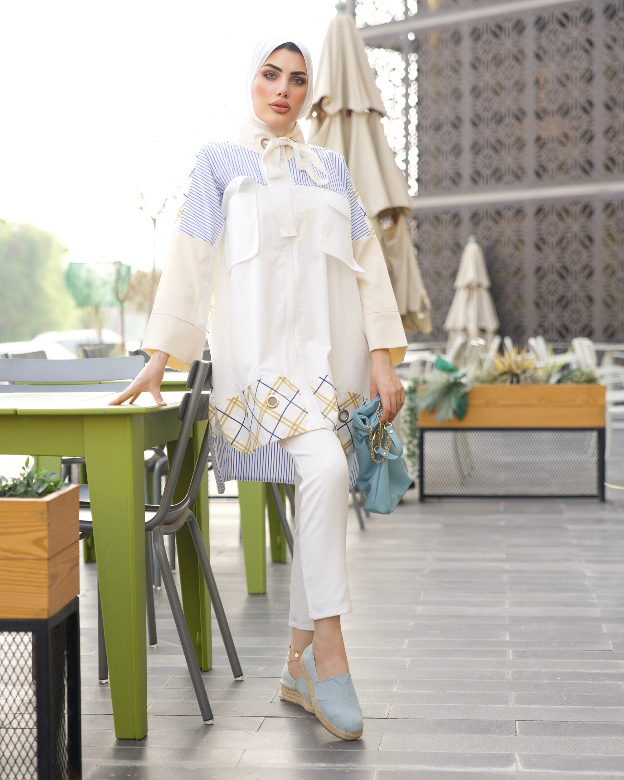 Shirt Model 1051 - Poplin & Cotton - White & Blue