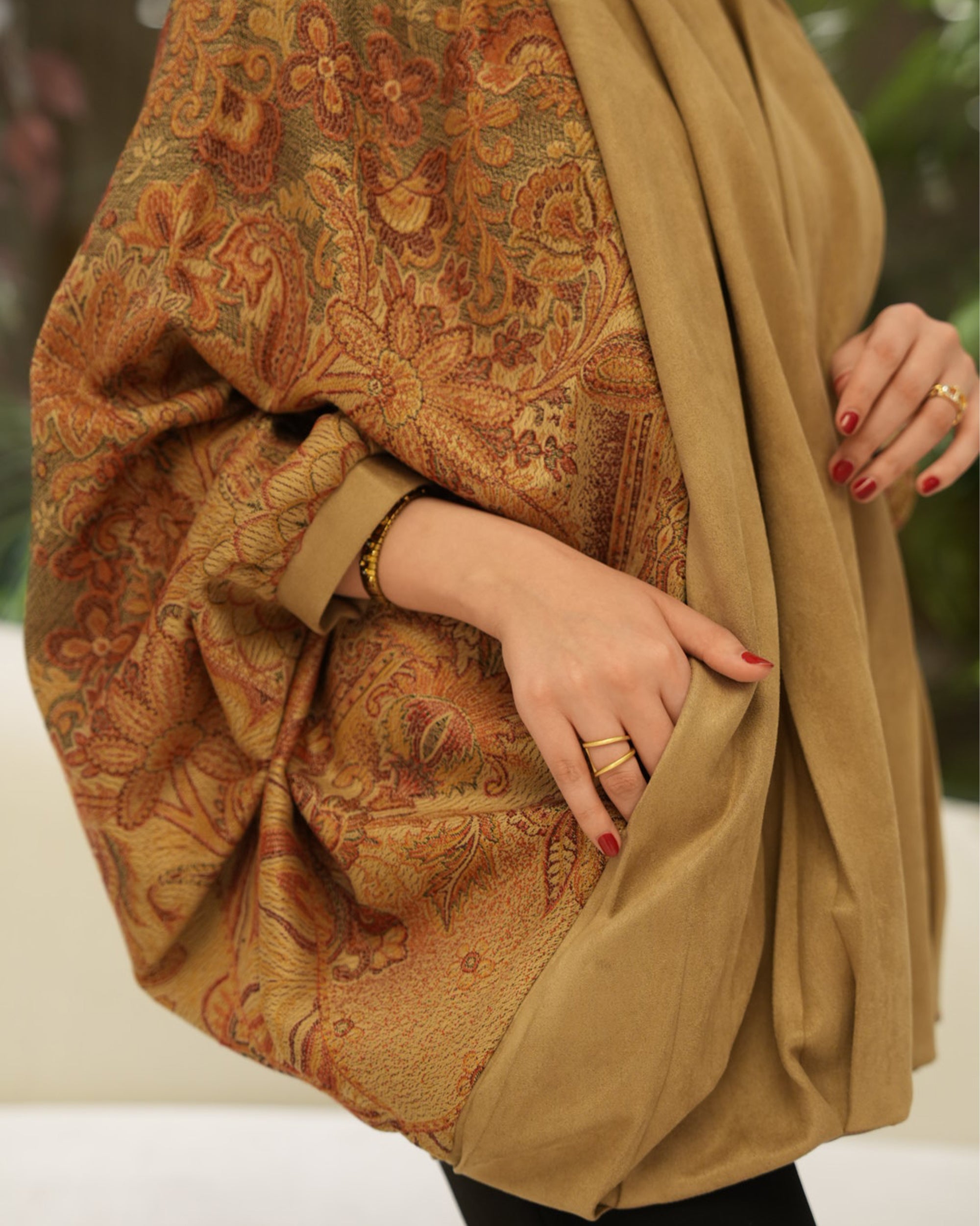 Shirt & Shawl Model 1109 - Chamois & Kashmir - Camel Beige